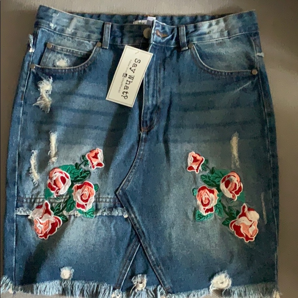 Floral printed denim skirt